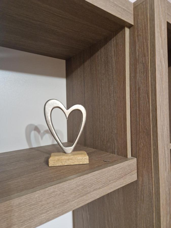 City Center Apartment Bukares Bagian luar foto